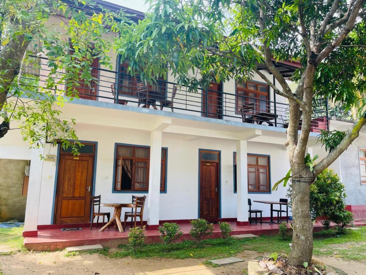 Parakum Rest Rooms Polonnaruwa Buitenkant foto